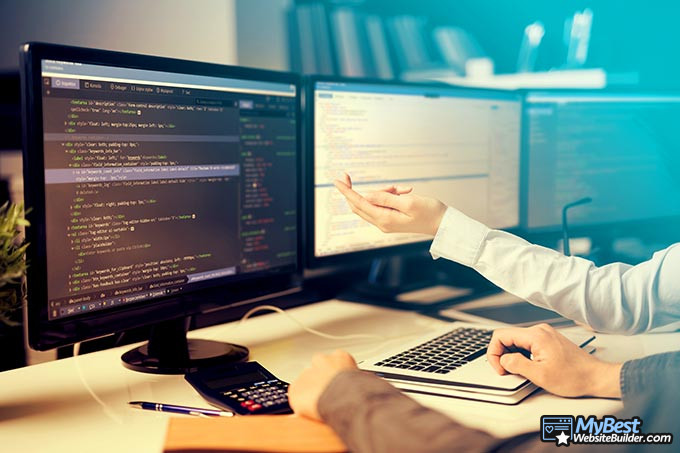 Cómo ser un desarrollador web: Personas hablando sobre código.